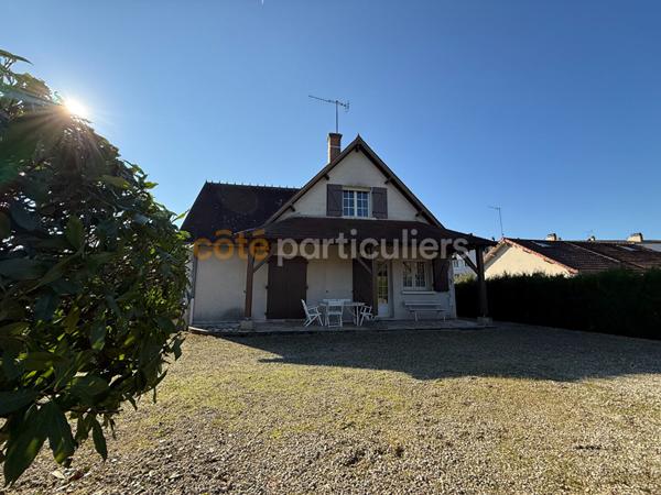 Vente Maison135 m² - 7 Pièces - SAINT AMAND MONTROND (18200)