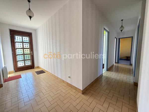 Vente Maison135 m² - 7 Pièces - SAINT AMAND MONTROND (18200)