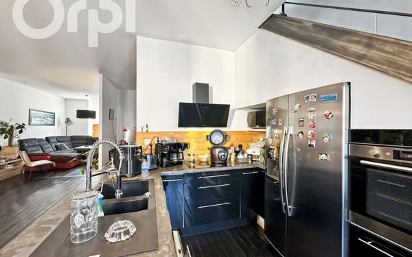 Appartement à vendre    4 pièces • 108 m2 Vals-les-Bains