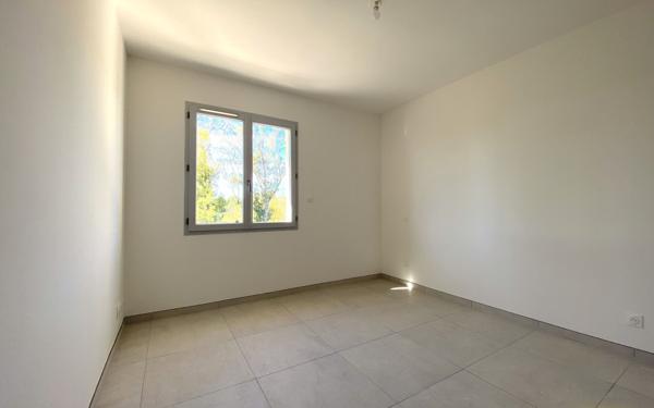 Maison à vendre    5 pièces •  Loriol-du-Comtat