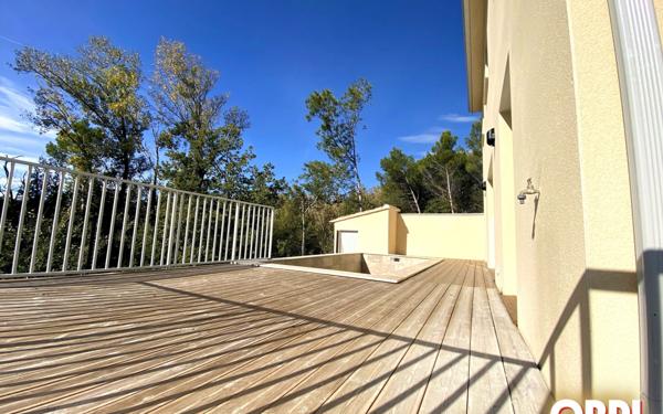 Maison à vendre    5 pièces •  Loriol-du-Comtat