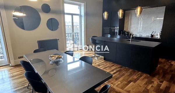 À vendre Appartement 7 pièces 237 m² - Grenoble 38000