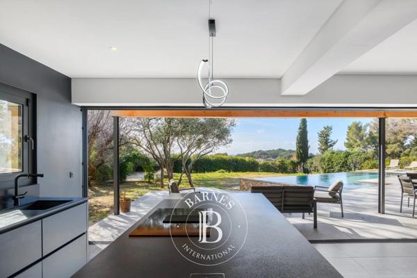 Ollioules, Maison 6 Chambres -  370 m² à vendre