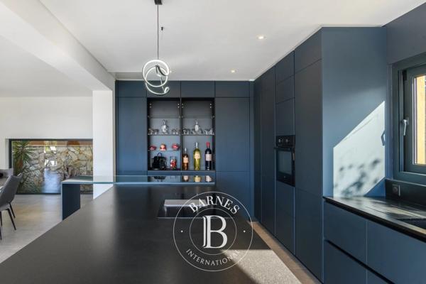 Ollioules, Maison 6 Chambres -  370 m² à vendre