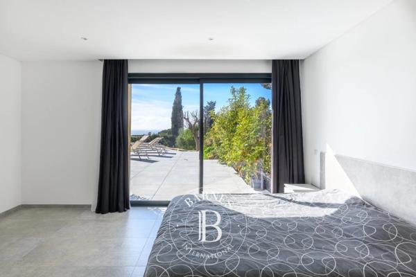 Ollioules, Maison 6 Chambres -  370 m² à vendre