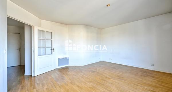 À vendre Studio 29.22 m² - Saint-cyr-l'école 78210