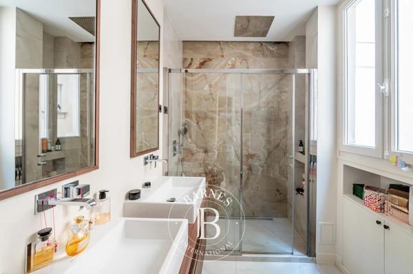 Neuilly-sur-Seine, Appartement 4 Chambres -  190 m² à vendre