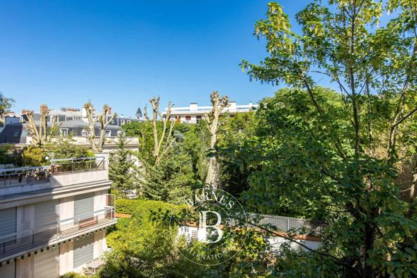 Neuilly-sur-Seine, Appartement 4 Chambres -  190 m² à vendre