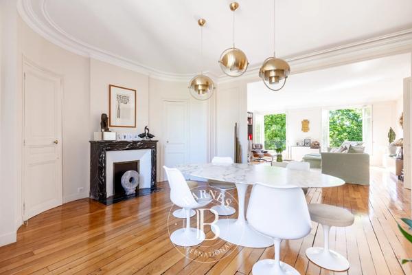 Neuilly-sur-Seine, Appartement 4 Chambres -  190 m² à vendre