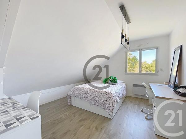 Maison à vendre  6 pièces - 154,09 m 2   GUERANDE  - 44