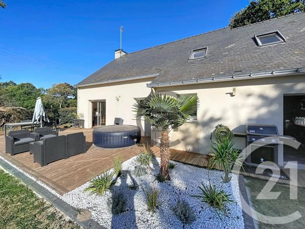 Maison à vendre  6 pièces - 154,09 m 2   GUERANDE  - 44
