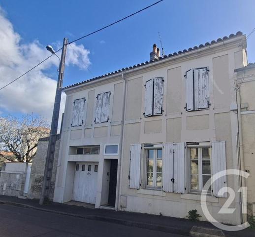 Maison à vendre  5 pièces - 105 m 2   RUELLE SUR TOUVRE  - 16