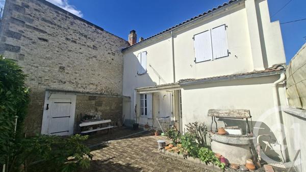 Maison à vendre  5 pièces - 105 m 2   RUELLE SUR TOUVRE  - 16