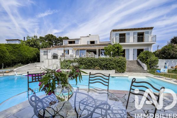 Maison à vendre 6 pièces 160 m² Vence