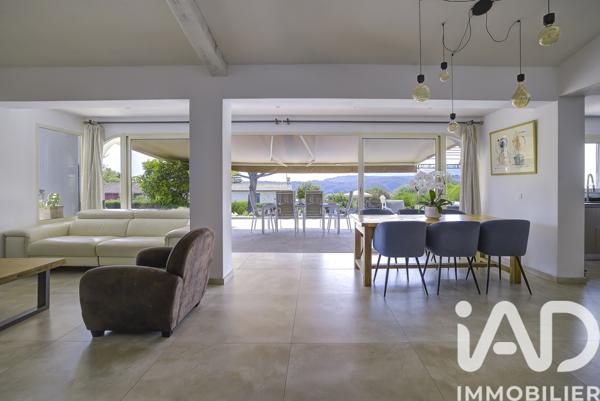 Maison à vendre 6 pièces 160 m² Vence