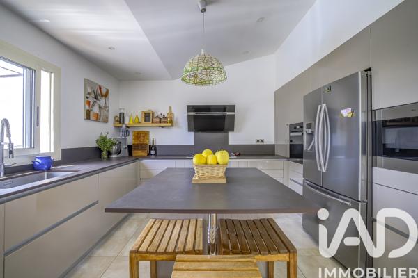Maison à vendre 6 pièces 160 m² Vence