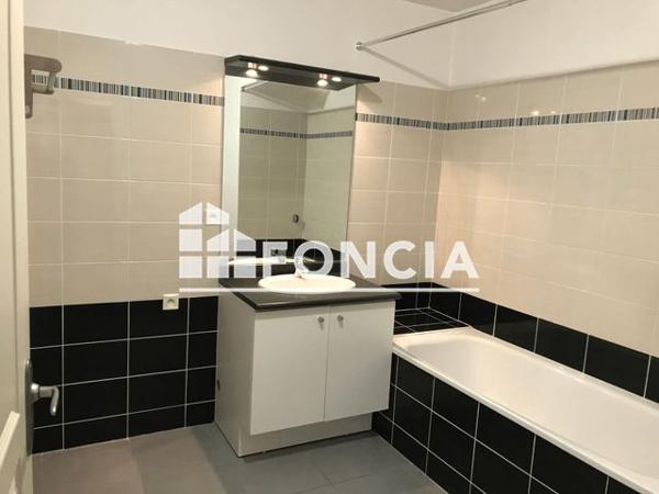 Location Appartement 3 pièces 65.45 m² - 27 RUE DU 8 MAI 1945 Vendargues 34740