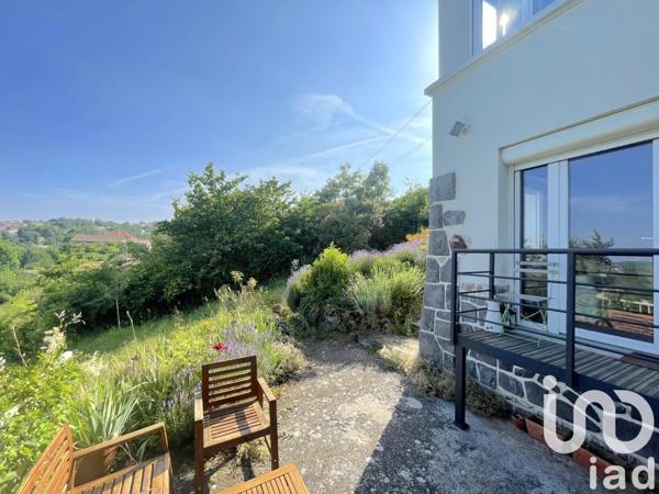 House for sale 6 rooms 173 m² Châtel-Guyon