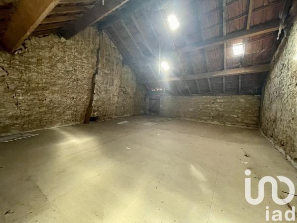 Maison 4 pièces de 127 m² à Naintré (86530)