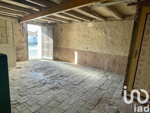 Maison 4 pièces de 127 m² à Naintré (86530)