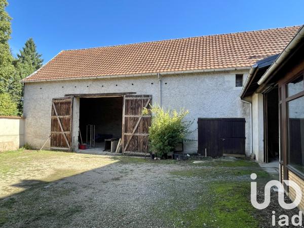 Maison 4 pièces de 127 m² à Naintré (86530)