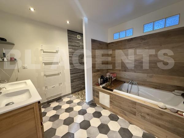 Longère 164 m² – Vieux-Berquin (Hameau prisé de Sec-Bois)