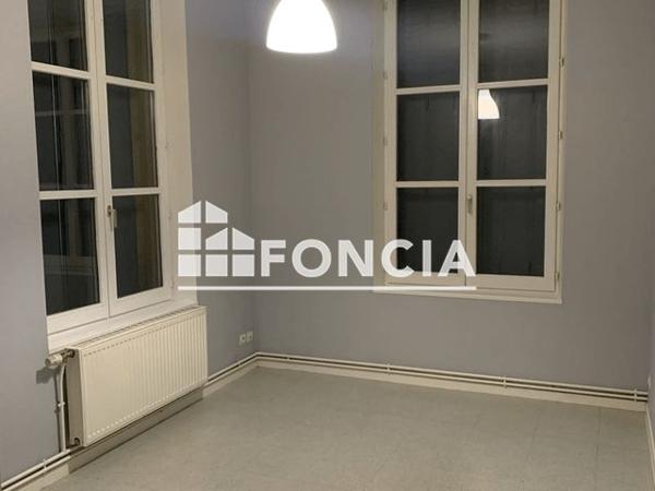 Location Appartement 3 pièces 59 m² - 36 AVENUE FOREST Charleville Mezieres 08000