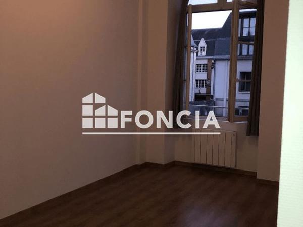 Location Appartement 3 pièces 71.1 m² - 3 RUE BALESCHOUX Tours 37000