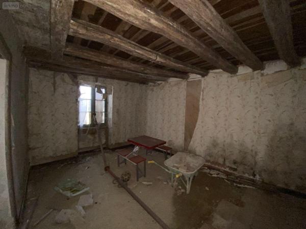 Autres types de maison à vendre à Mansigné dans la Sarthe (72510), ref : MAIS/0082