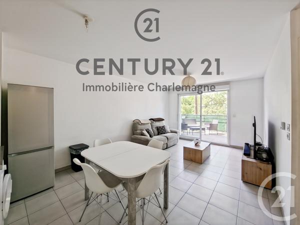 Appartement T2 à vendre  2 pièces - 41,30 m 2   MARSEILLE  - 13011