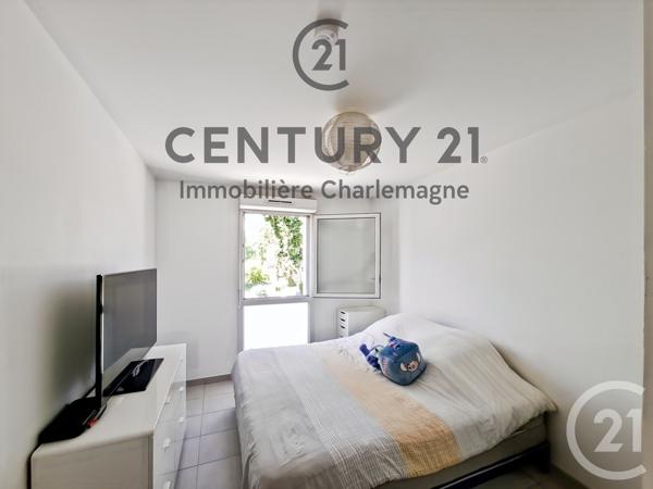 Appartement T2 à vendre  2 pièces - 41,30 m 2   MARSEILLE  - 13011