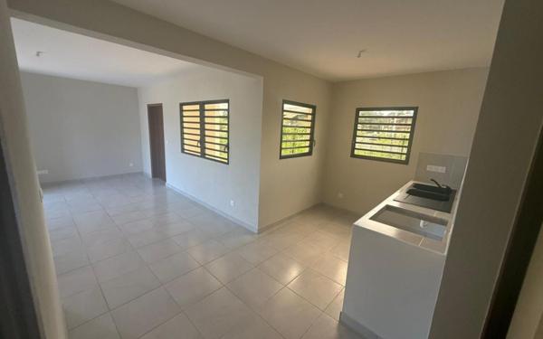 Appartement à louer    3 pièces • 59,30 m2 Saint-Laurent-du-Maroni