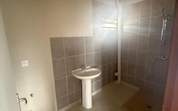 Appartement à louer    3 pièces • 59,30 m2 Saint-Laurent-du-Maroni