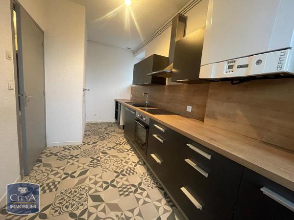 Appartement à louer 4 pièces 104.63m²