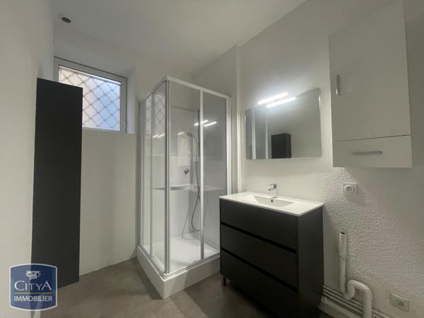 Appartement à louer 4 pièces 104.63m²