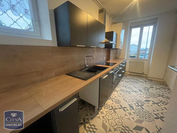 Appartement à louer 4 pièces 104.63m²