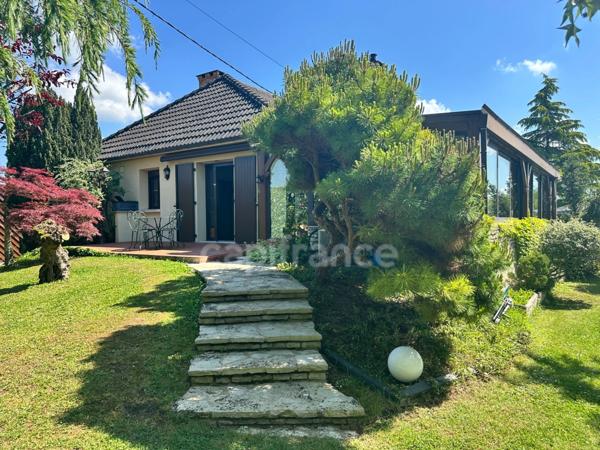 Maison à vendre 7 pièces AUXERRE (89) 167 m2 Piscine Terrain de 2300 m2 Dépendance