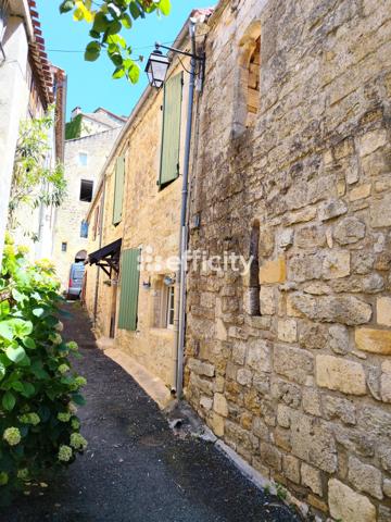 Maison
         3 pièces
        - 58 m² 66 000 € *