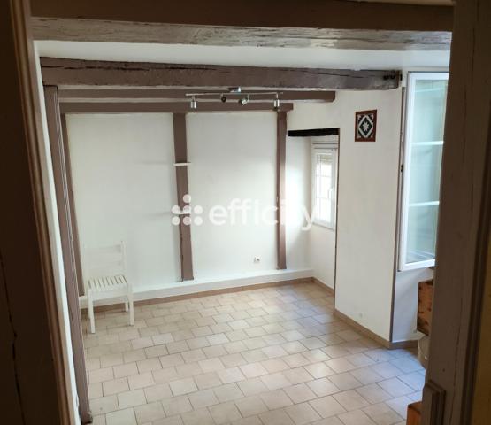 Maison
         3 pièces
        - 58 m² 66 000 € *