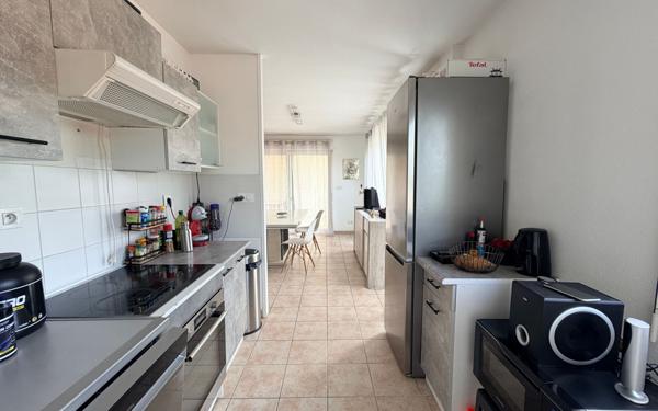 Appartement à vendre    3 pièces • 66,81 m2 Livron-sur-Drôme