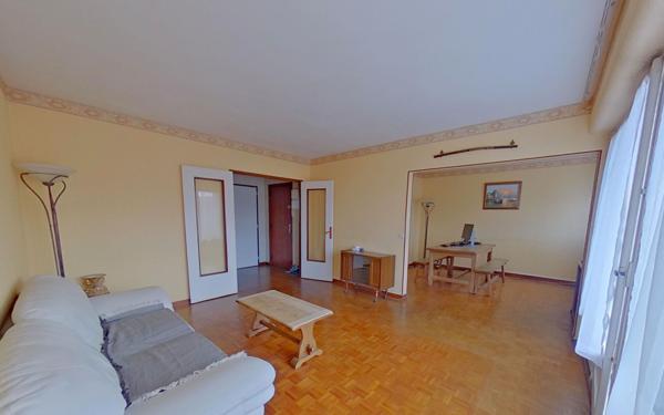 Appartement à vendre    4 pièces • 74,98 m2 Domont