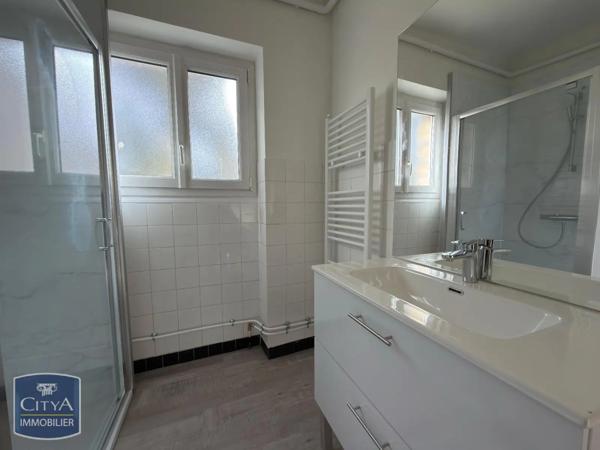 Appartement à louer 4 pièces 78.22m²