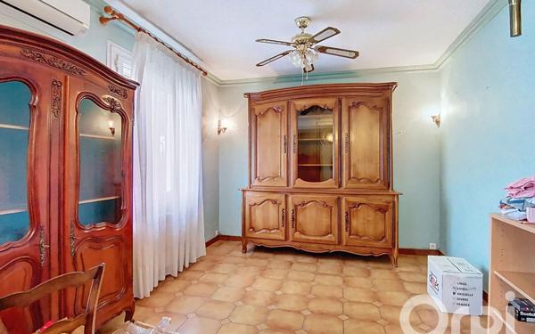 Maison à vendre    5 pièces •  Toulon