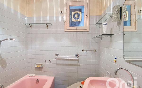 Maison à vendre    5 pièces •  Toulon