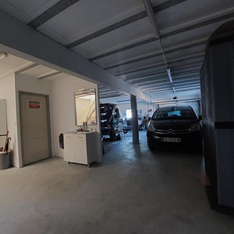 24650 Chancelade, une Maison sur 2 niveaux rénovée de 177 m² habitables environMaison d'habitation de très haute qualité sur Trélissac !