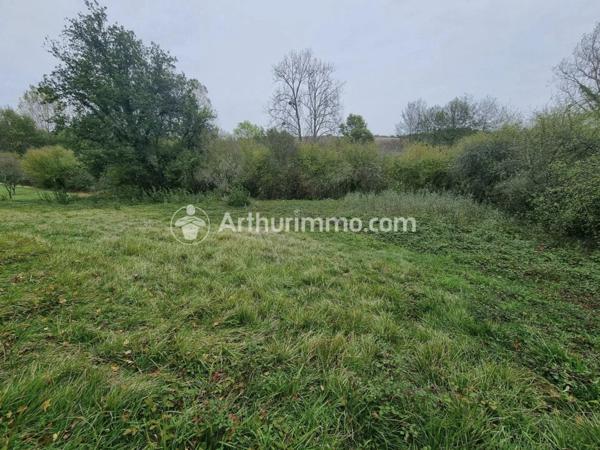 Vente Terrain 1707 m2 à Saint-Astier