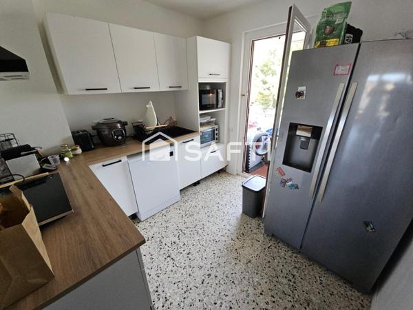 Plage à proximité, au calme