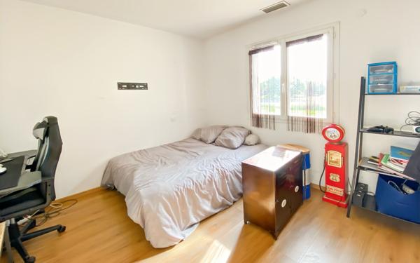 Maison à vendre    5 pièces •  Barry-d'Islemade