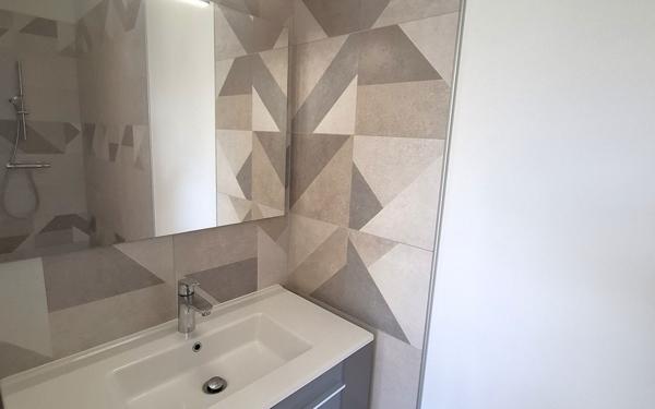 Maison à vendre    4 pièces •  Médis