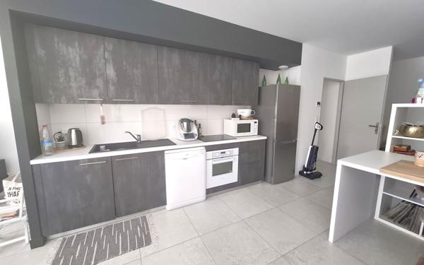 Maison à vendre    4 pièces •  Médis